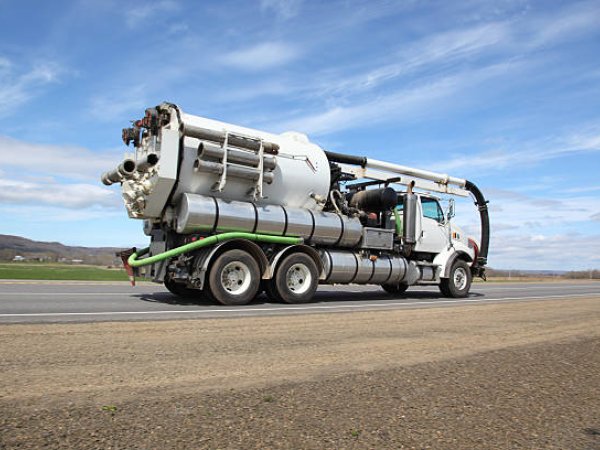 Sucker Truck